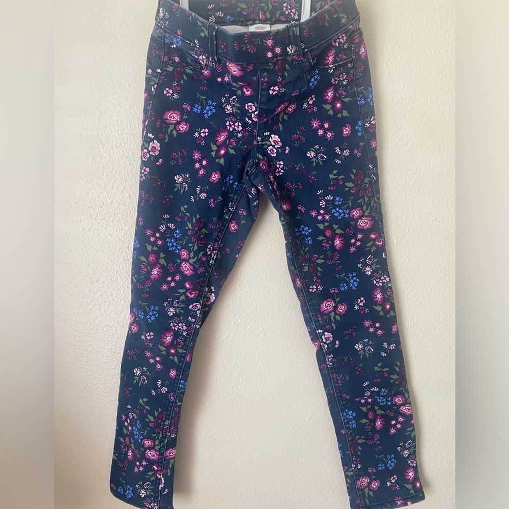 Wonder nation floral pants in size Medium